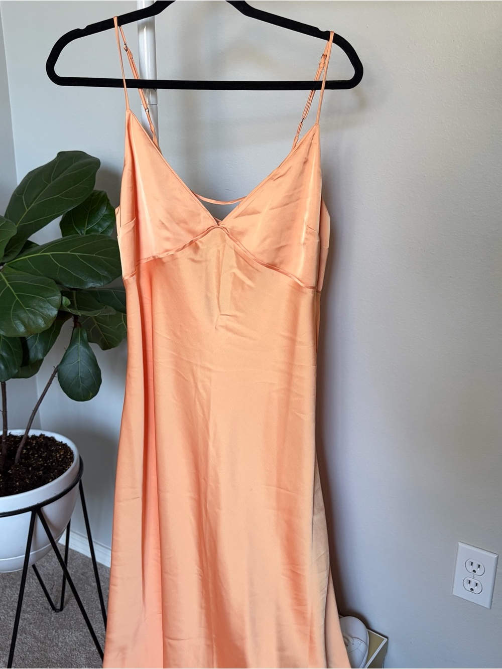 Abercrombie & Fitch Orange Satin Slip Midi Dress - Picture 2 of 6